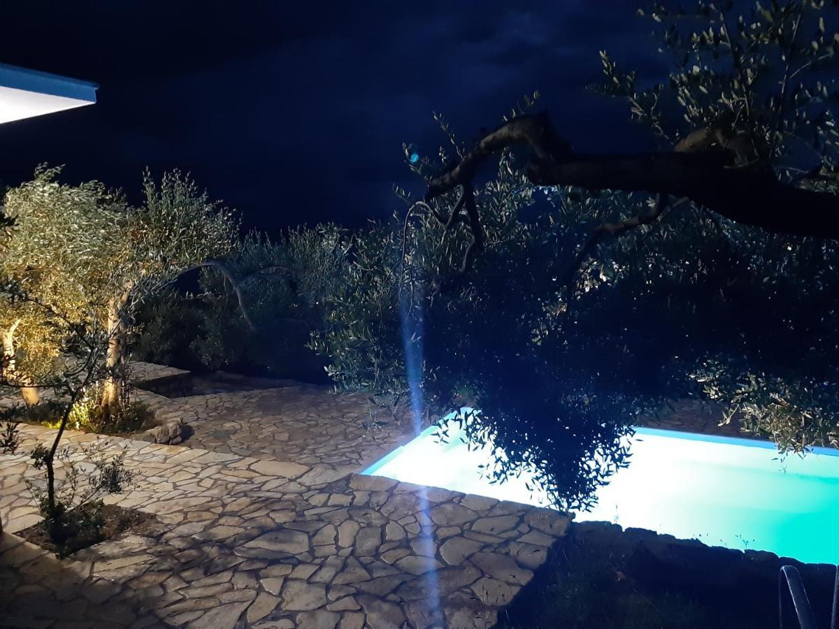 הוילה מאקרסקה Olive Stone House מראה חיצוני תמונה