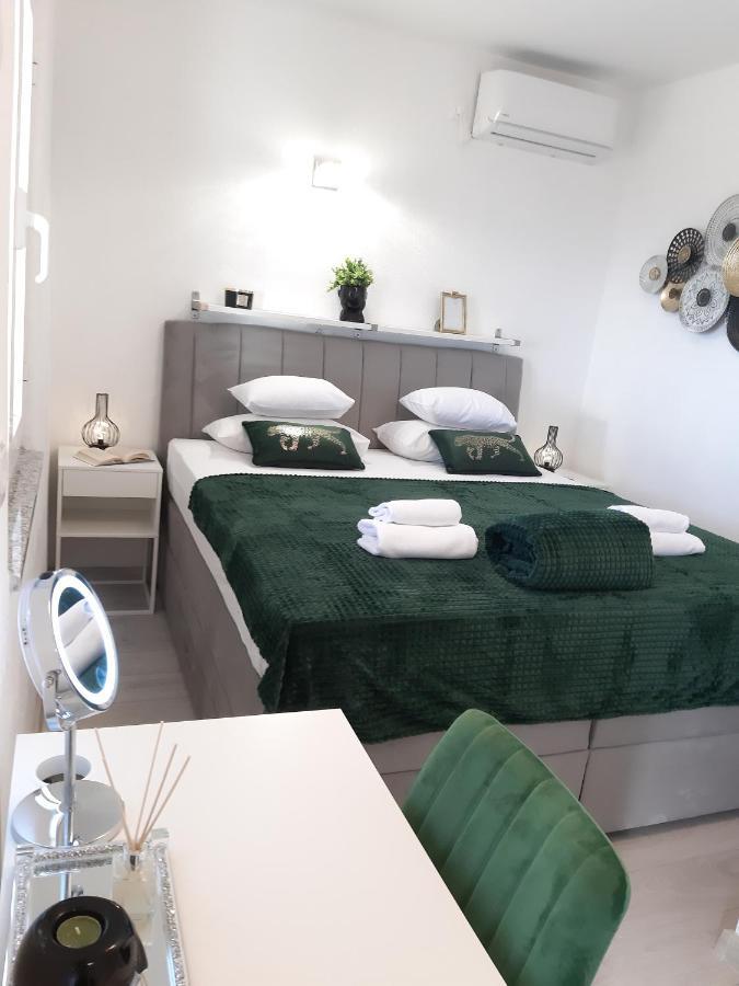 הוילה מאקרסקה Olive Stone House מראה חיצוני תמונה